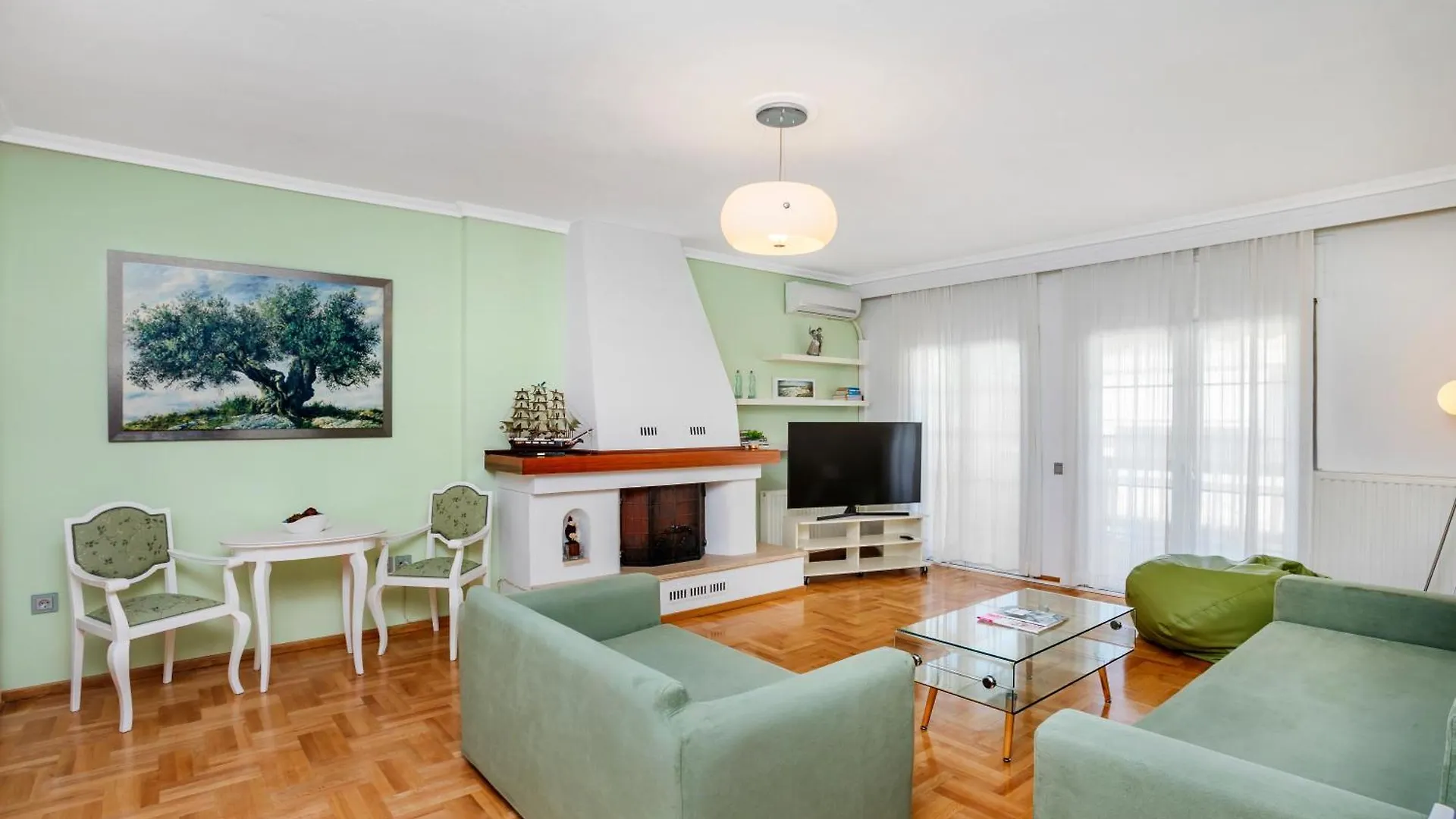 Cozy Penthouse Appartement Thessaloniki